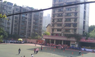 重慶市六十六中學校環境怎么樣